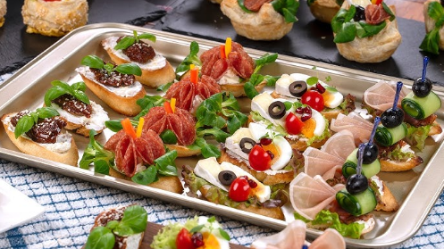Breakfast Trays Near You: Where Style Meets Convenience